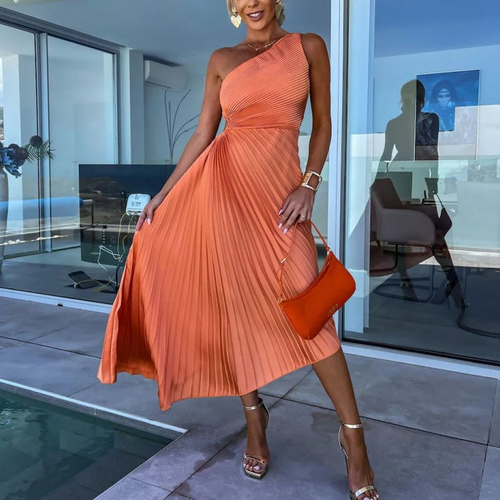 Breena - Stlyish One-Shoulder Pleated Maxi Dress