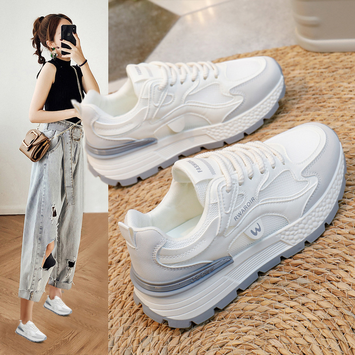 Klarisse - Lightweight Lace-Up Sneaker